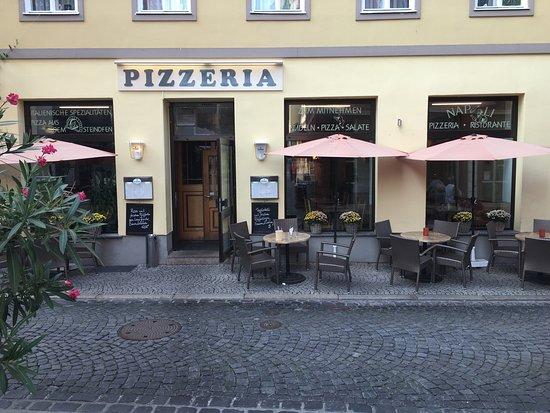 Pizzeria Napoli