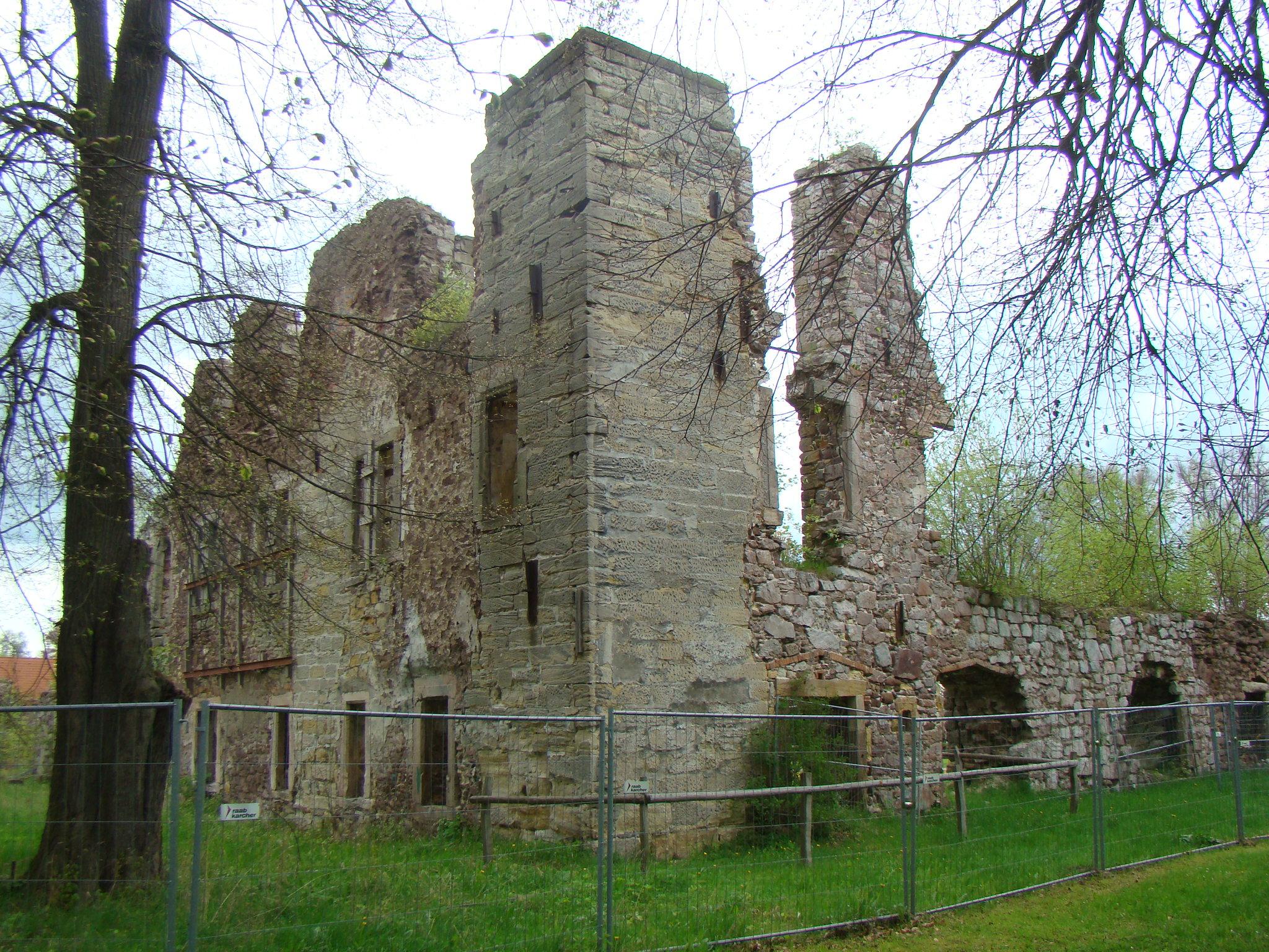 Schlossruine Gehren